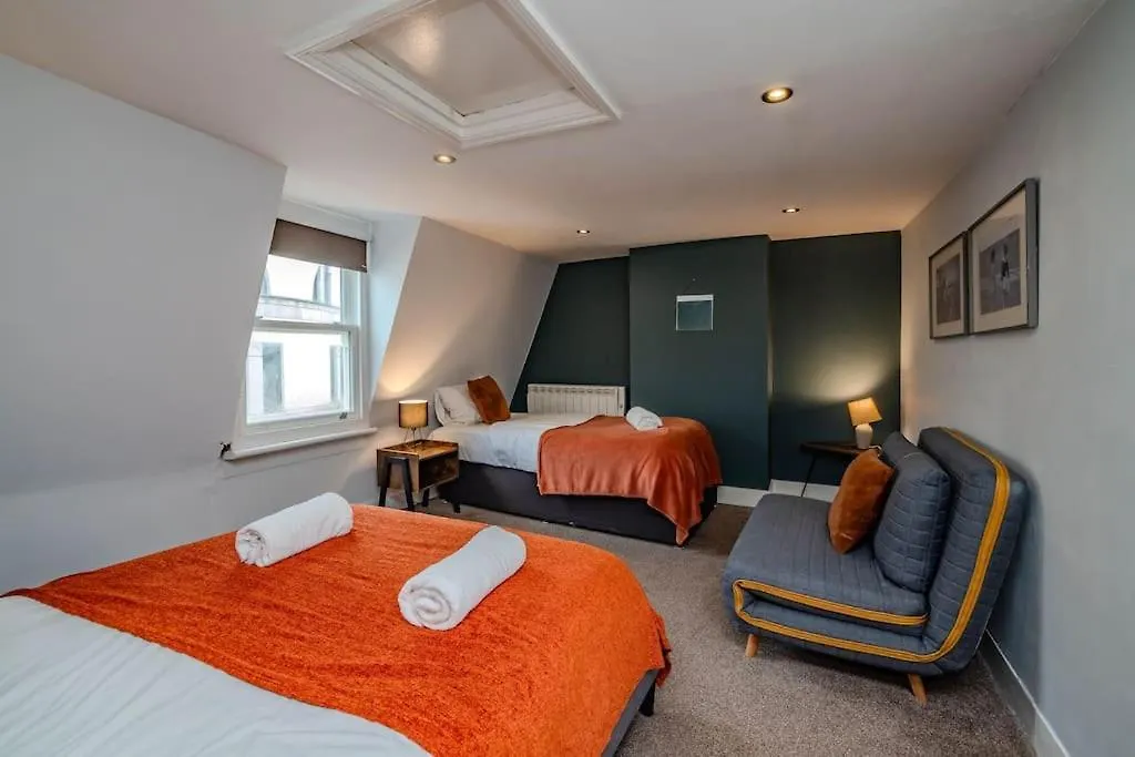 Super Central Three Bedroom Flat I Next To Brighton Beach I Sleep 9 Guests Reino Unido